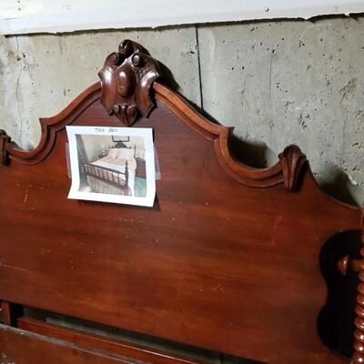 Antique wood bed full size (or double)