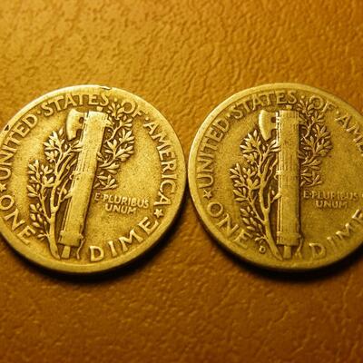 2- 1939 and 1944 Mercury silver dimes.