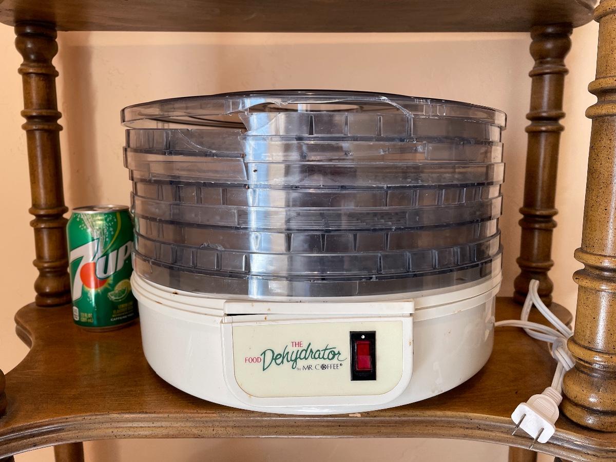 229 The Food Dehydrator by MR. COFFEE Works