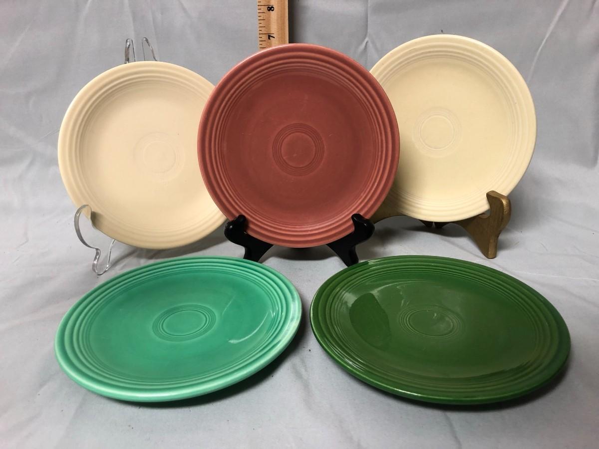Lot 24 (5) Vintage Fiestaware Bread and Butter Plates