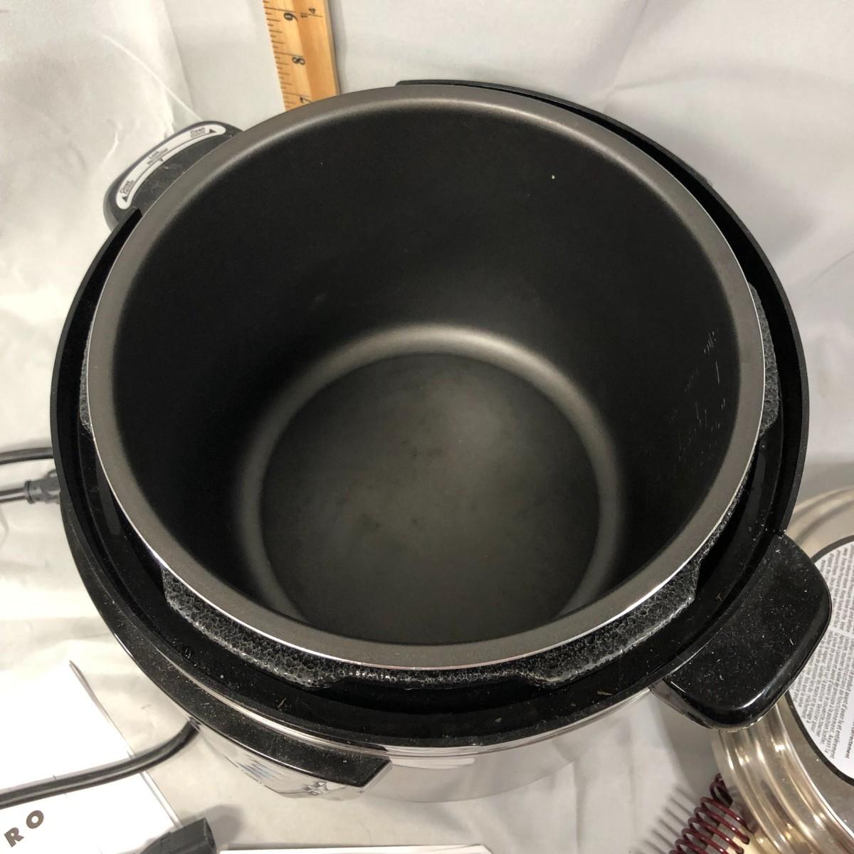 Lot 101 Pressure Pro Pressure Cooker