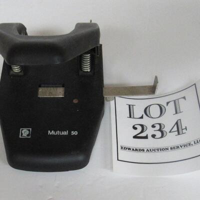 Older 2 Hole Punch, All Metal, Works Great
