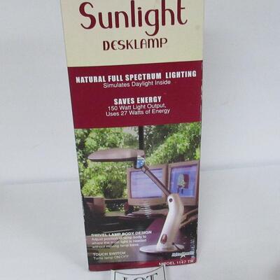 Never Used Sunlight Desklamp Gives Natural Full Spectrum Lighting