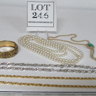 Lot of Costume Jewelry Fake Pearls, Avon Slider Chain, Necklaces, Lisner Bracelet