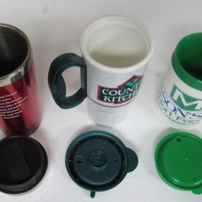 3 Plastic Drinking Cups With Covers, Country Kitchen, More