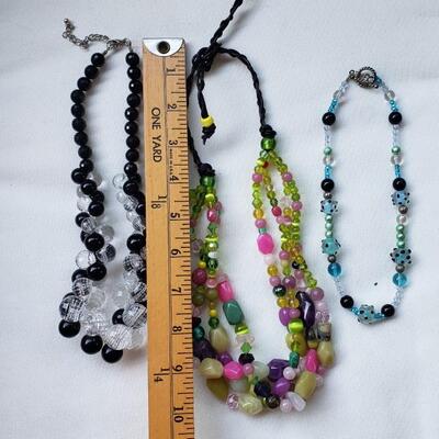 3 costume vintage necklaces