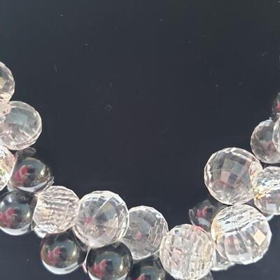 3 costume vintage necklaces