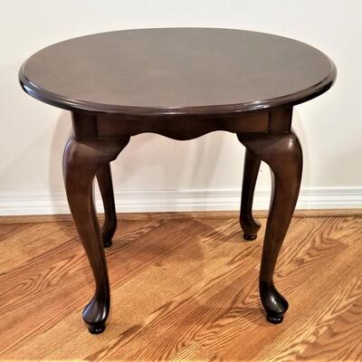 Lot #86  Queen Anne Style Side/Lamp table