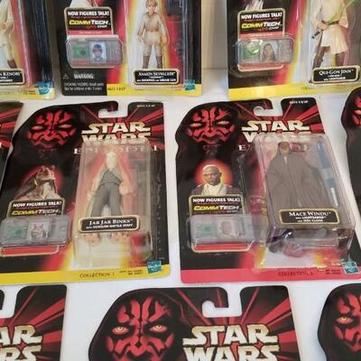 Lot #92  Star Wars Episode 1 Action Figures - 11 pieces