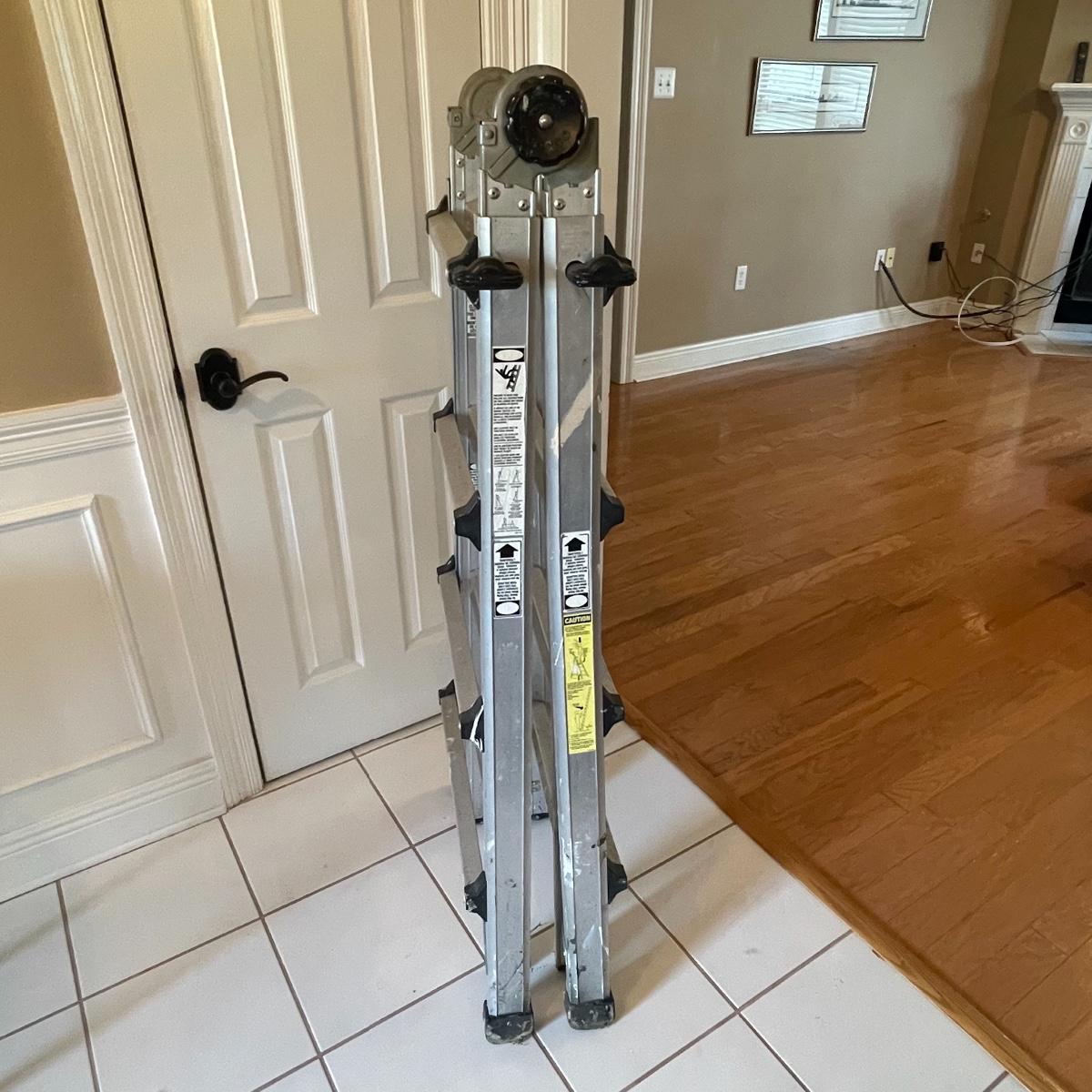 COSCO World’s Greatest Ladder (Articulated Ladder)