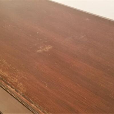 Lot #98  Vintage Thomasville Dresser