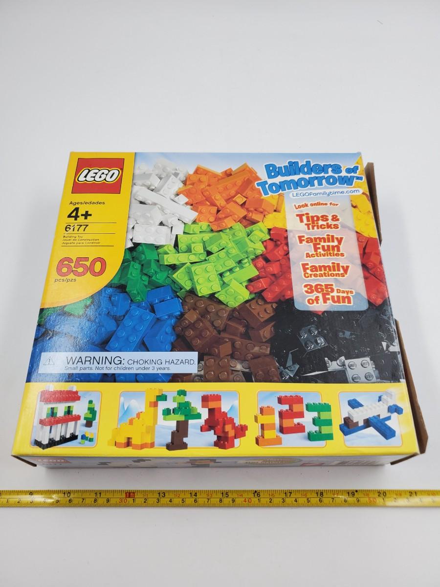 LEGO 6177 BOX AND LEGOS | EstateSales.org