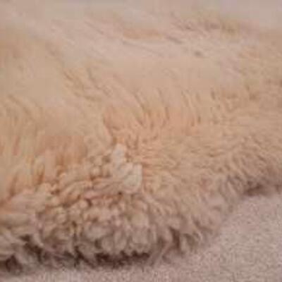 Lot 420: Large Sheep Skin Rug