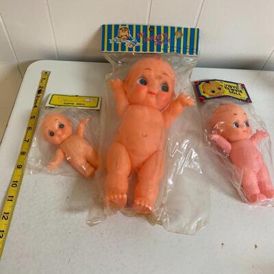 Lot of vintage Kewpie dolls