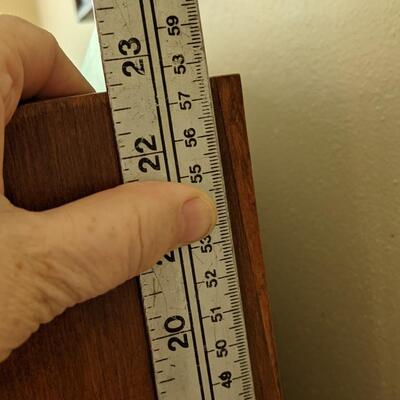 Beautiful Maple hutch in great condition