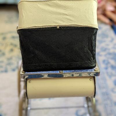 Vintage English Pram, great condition