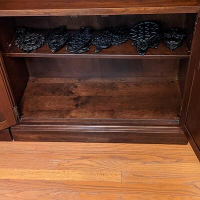 Mahogony bookcases, beautiful