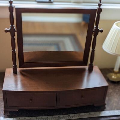 Table bureau with mirror