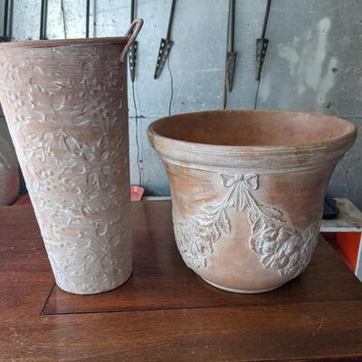 Nice potting containers