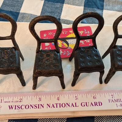 Set of 4 wrought Iron chairs