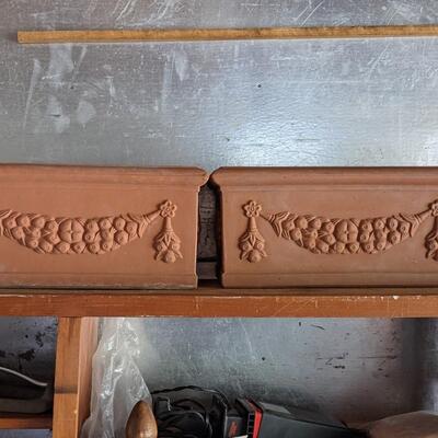 Plastic planters, nice shape