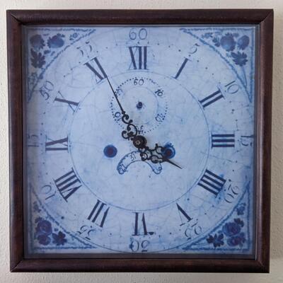 Beautiful Colonial clock