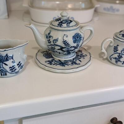 Blue Danube tea condiment dishes