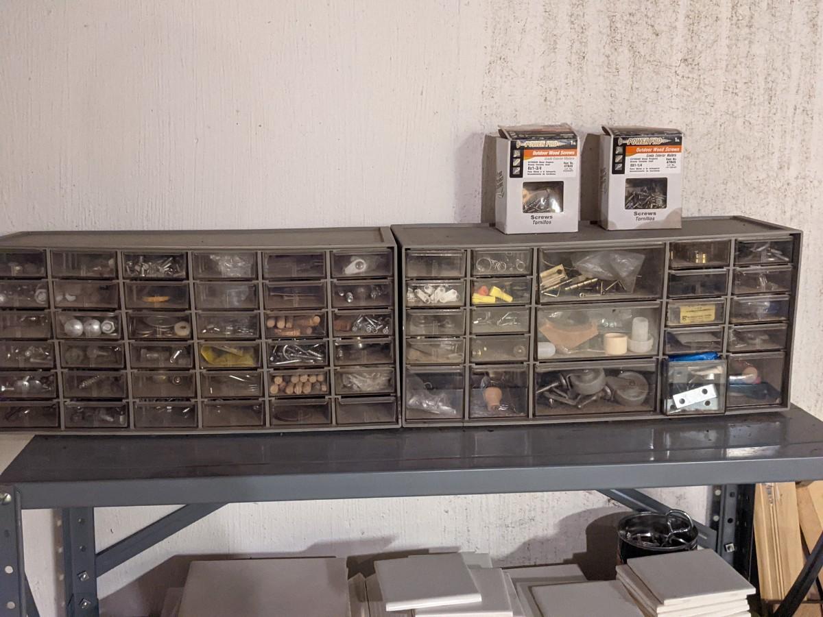 Large set of hardware