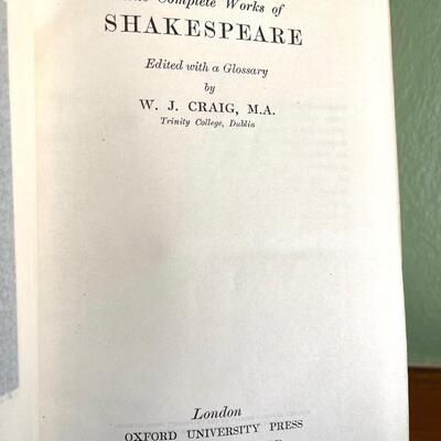 LOT 58 - Complete Works of Shakespeare - W.J. Craig - 1930