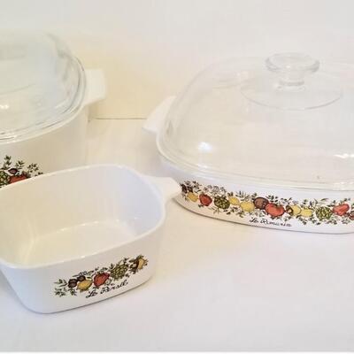 Lot #122 Corning Ware Lot - 4 pieces