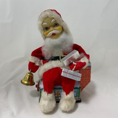 [16] VINTAGE | Battery Operated Santa with Bell