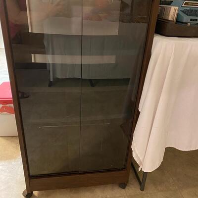 Gusdorf stereo cabinet 