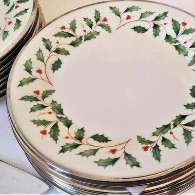 Lot #143  LENOX Holiday Dinnerware