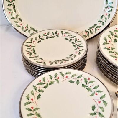 Lot #143  LENOX Holiday Dinnerware