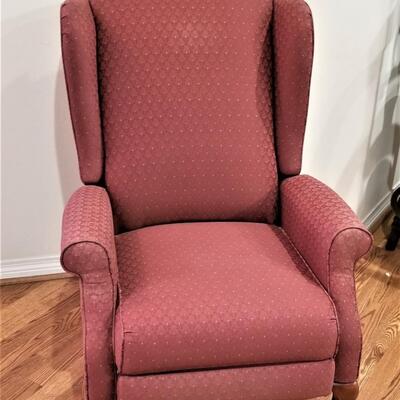 Lot #145  Lazy-Boy Recliner - very clean