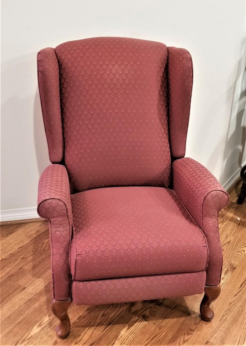 Lot 145 LazyBoy Recliner very clean