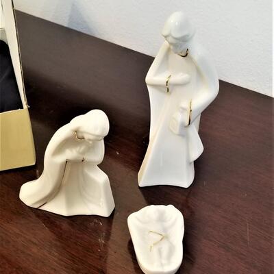 Lot #150  MIKASA Nativity in original Box