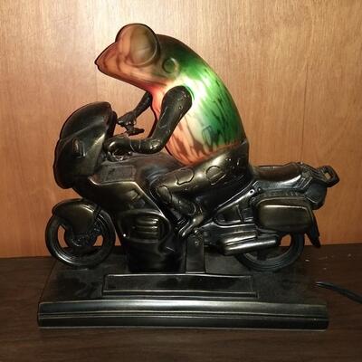 Vintage Frog on a Motorcycle Desk Lamp 10