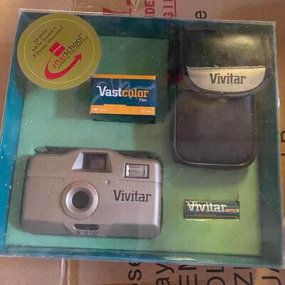 Vintage 35mm Vivitar Camera