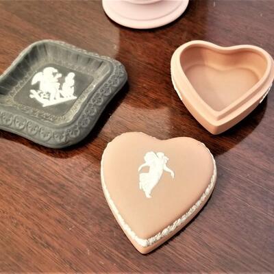 Lot #164  Three pieces of Wedgwood Jasperware