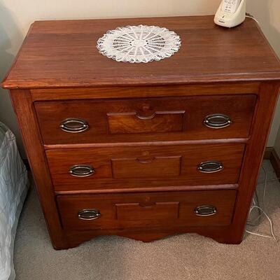 Small Antique side dresser/ 3 drawer / Victorian 