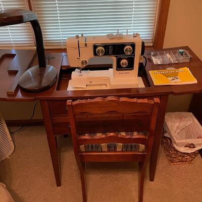Sewing machine / sewing table & chair / notions 