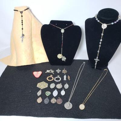 75 - Religious Accessories and Items