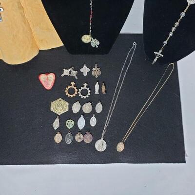 75 - Religious Accessories and Items