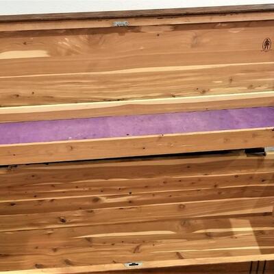 Lot #168 Vintage Cavalier Cedar Chest - super clean