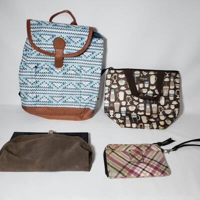 80 - Totes & Bags 