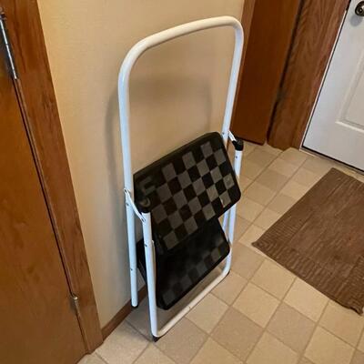Folding step stool 