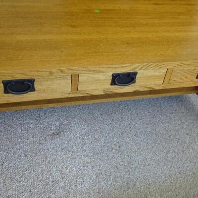 LOT 597   COFFEE TABLE