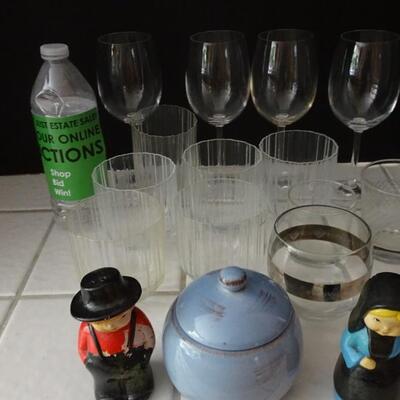 LOT 612 HOME DECOR AND GLASSES
