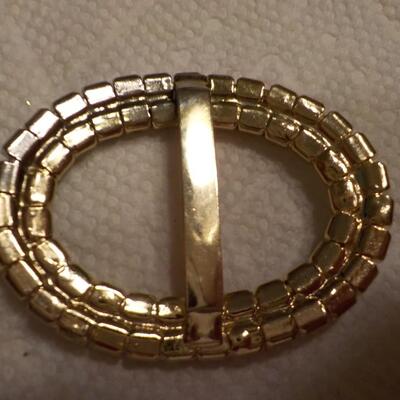 Quality Rime stone scarf holder clip.